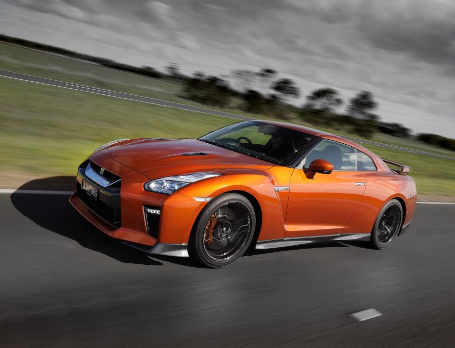  Nissan GT-R 2016 года  (AU) (фото 16 из 28)